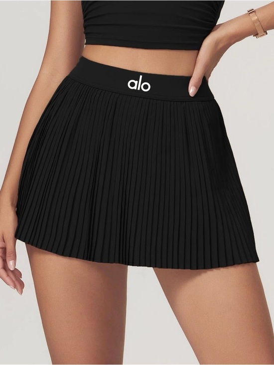 ALO Yoga Dresses & Skirts - ALO Yoga Black Pleated Mini Skirt